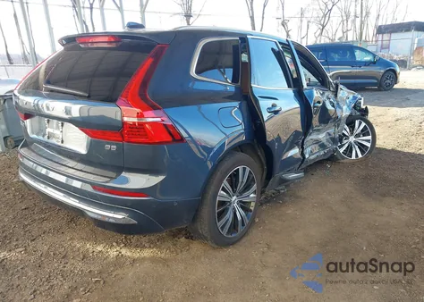2022 Volvo Xc60 B5 Inscription z USA, uszkodzony, nr VIN YV4L12DL2N1978489
